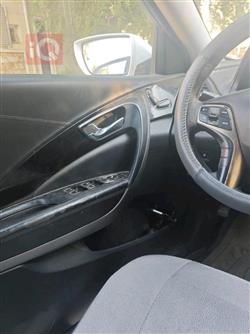 هيونداي أزيرا